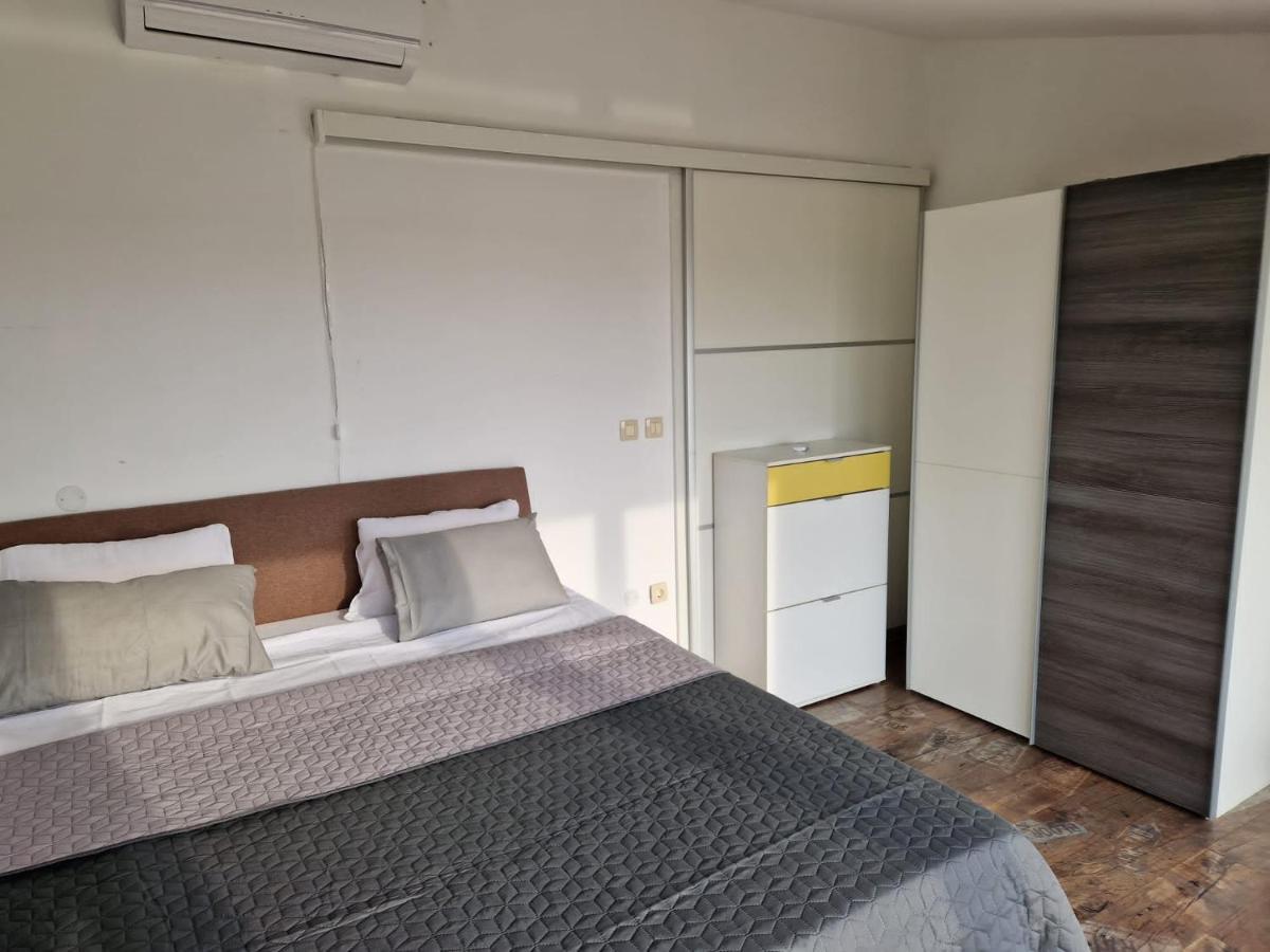 Vilic Apartment *