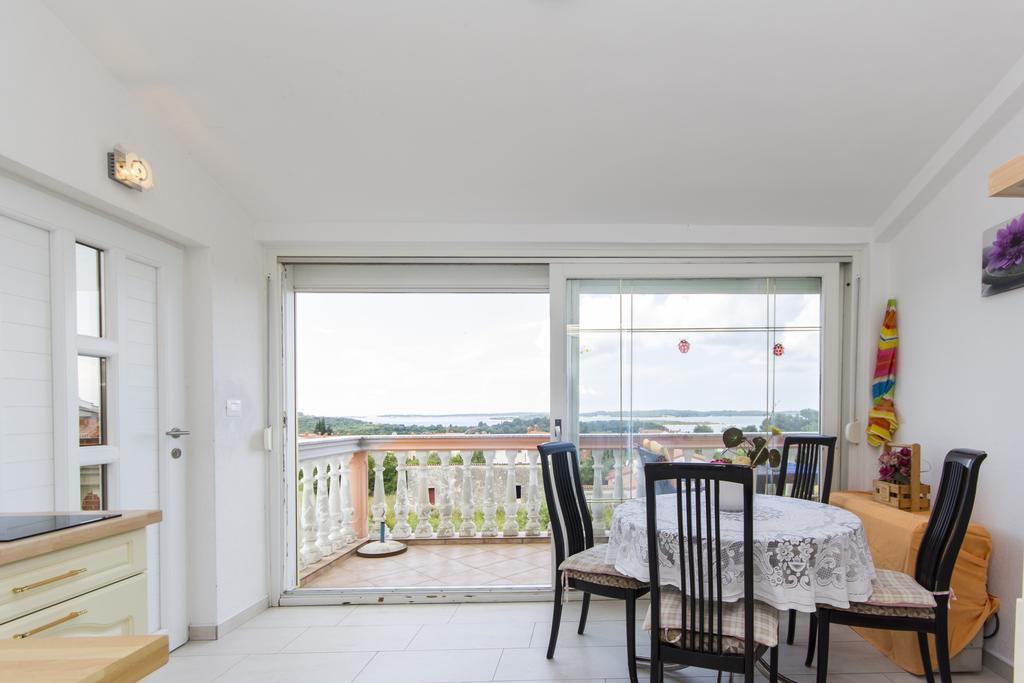 Apartment Vilic *