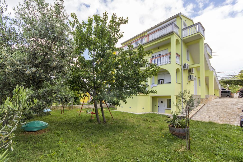 Apartment Vilic *